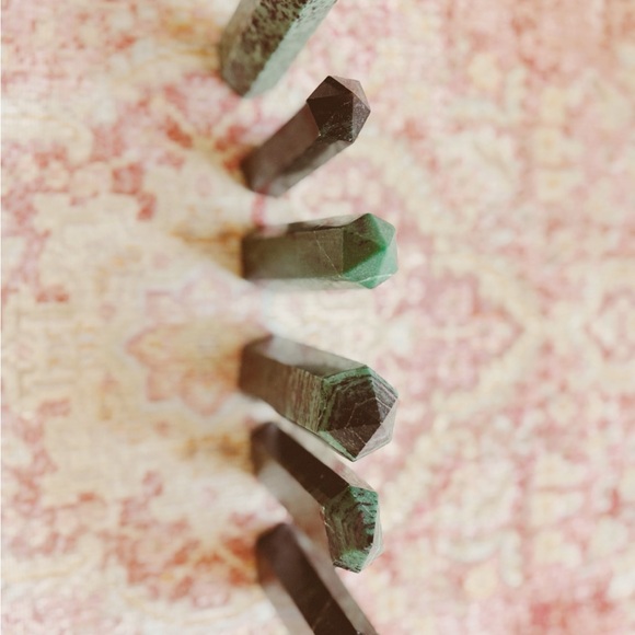 Ruby Zoisite Set of Six Green and Black Crystal Towers Authentic - Picture 2 of 4